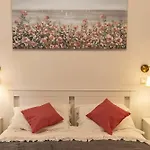 Uffizi Mdr Collection Апартаменты